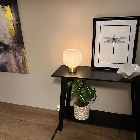 Spacious 3br - Sleeps 6 - Prime Locatation Apartamento