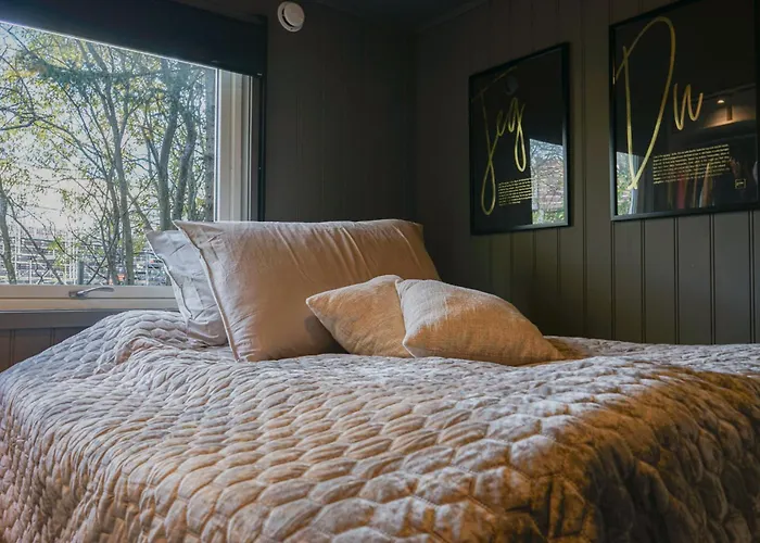 Spacious 3br - Sleeps 6 - Prime Locatation