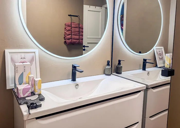 Spacious 3br - Sleeps 6 - Prime Locatation Apartmán